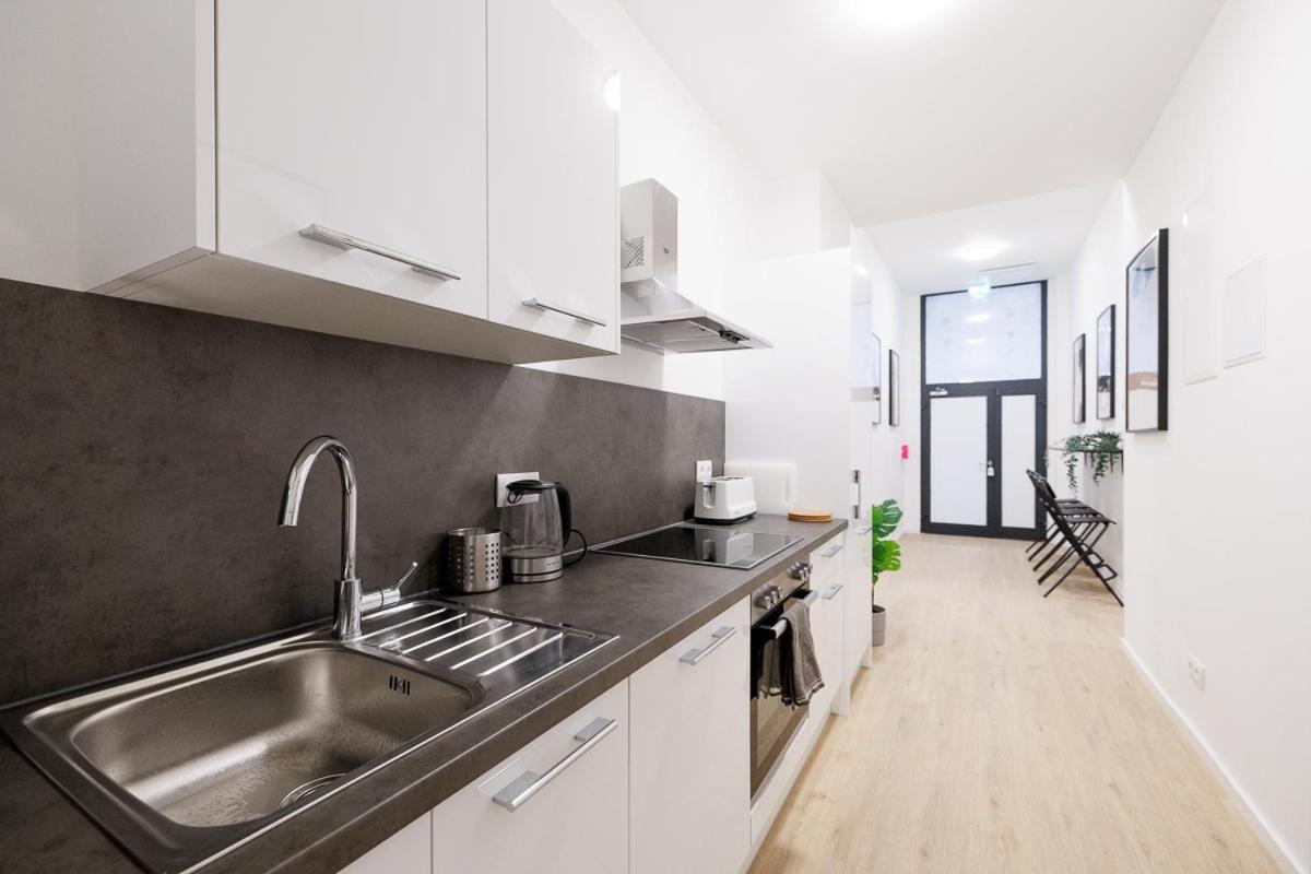 Central City Style Rooms By Home2 Wien Exteriör bild