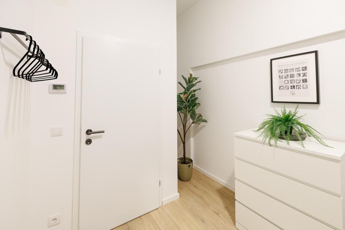 Central City Style Rooms By Home2 Wien Exteriör bild